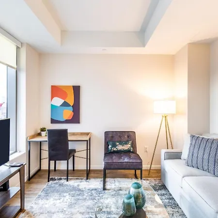 Apt In Downtown Seaport